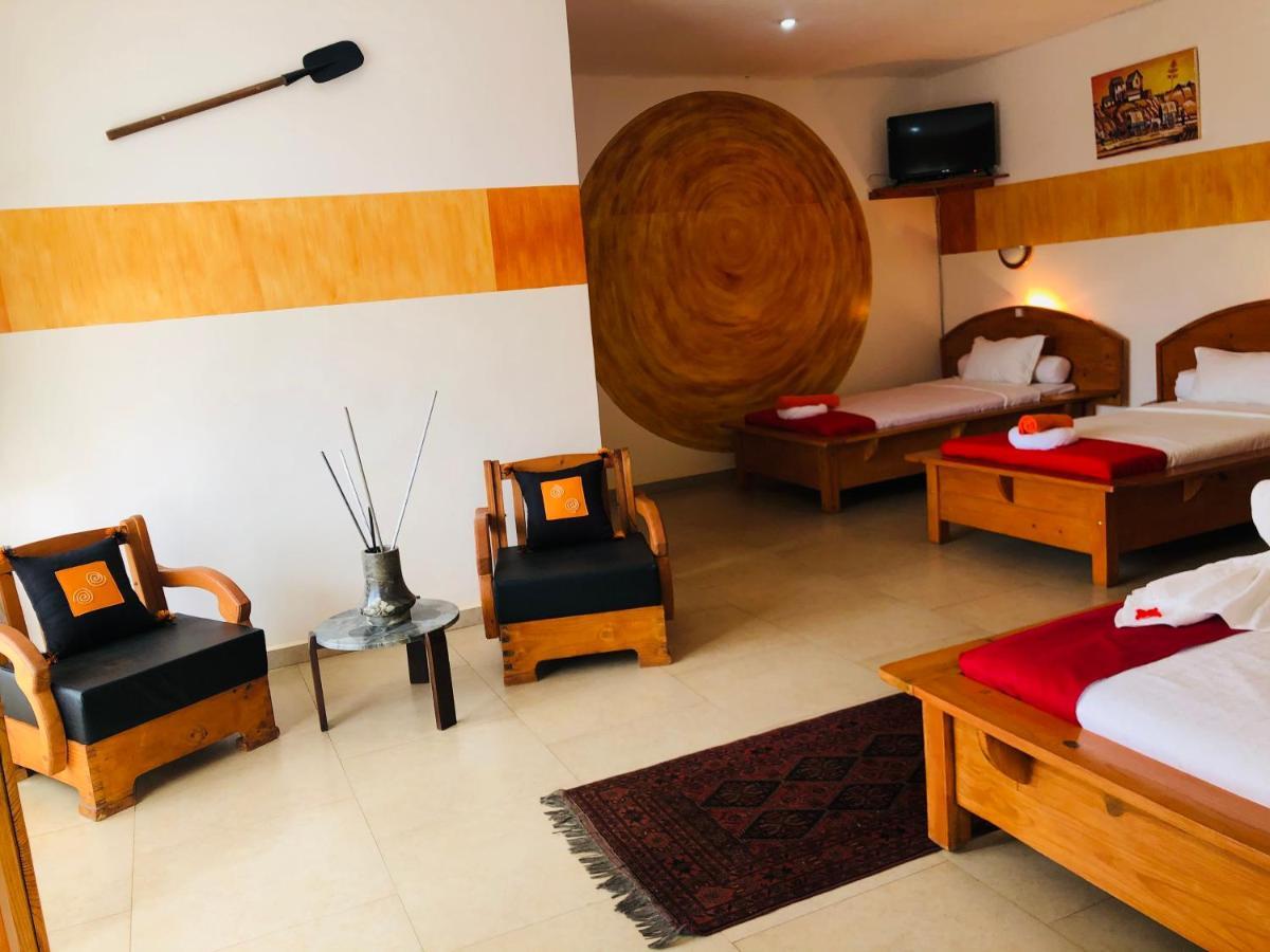 Petite Flower Guest House Talata-maty Exterior foto