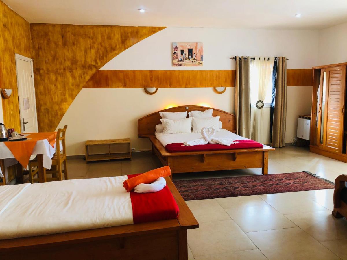 Petite Flower Guest House Talata-maty Exterior foto