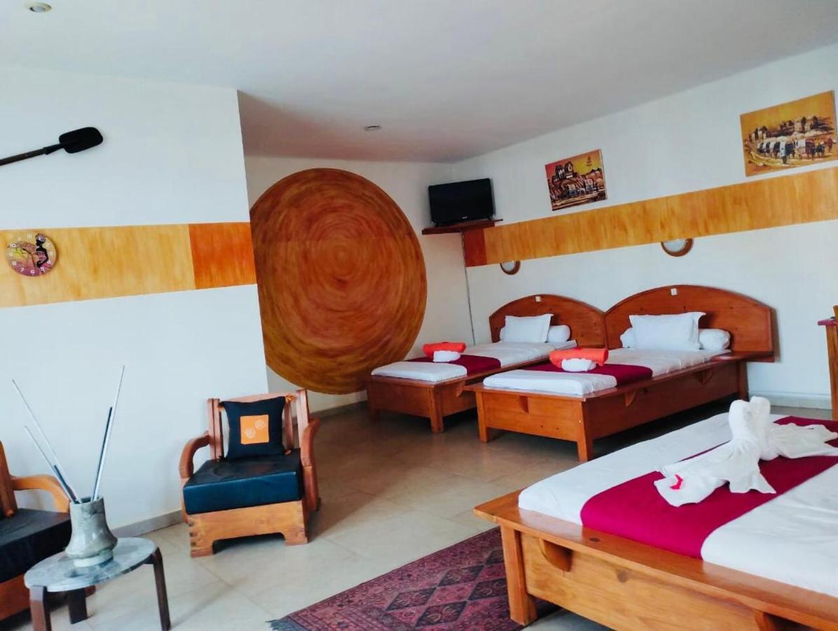 Petite Flower Guest House Talata-maty Exterior foto